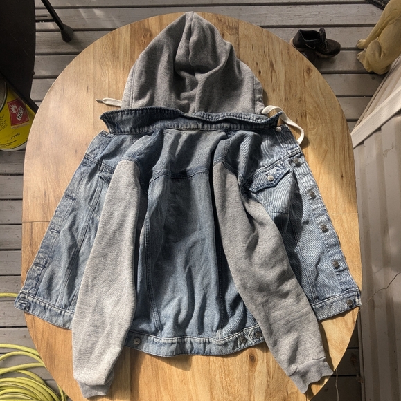 H&M half-denim jacket (M) - Picture 2 of 6